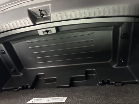 Used 2025 Chevrolet Traverse Z71 w/ Driver Confidence Package image 19