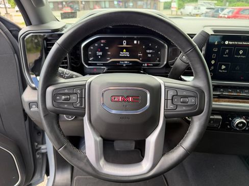 Used 2025 GMC Sierra 1500 SLE w/ Preferred Package AWD/4WD image 15