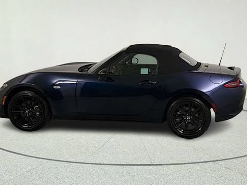 New 2026 MAZDA MX-5 Miata Club w/ Interior Package RWD image 4