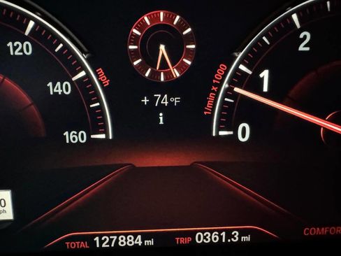 Used 2017 BMW 750i xDrive image 15