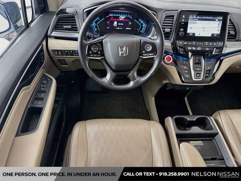 Used 2022 Honda Odyssey Elite image 23