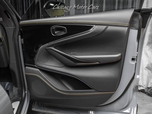 Used 2025 Aston Martin DBX 707 AWD/4WD image 30