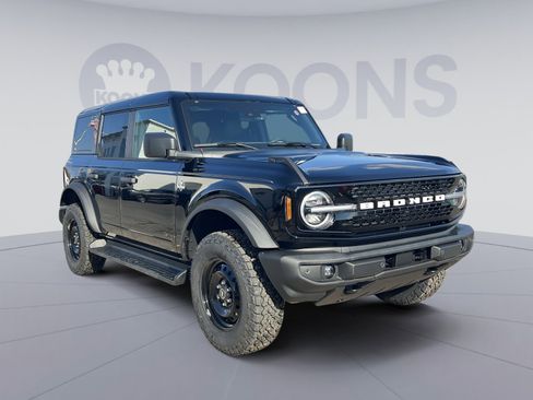 New 2026 Ford Bronco Outer Banks image 10