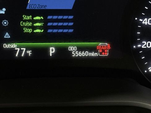 Used 2025 Toyota Sienna XLE AWD/4WD image 13