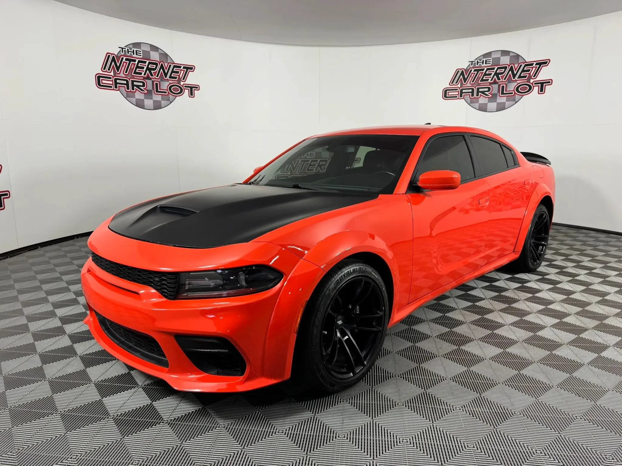 Used 2020 Dodge Charger Scat Pack RWD image 3