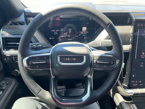 Used 2026 GMC Yukon XL Elevation RWD image 22