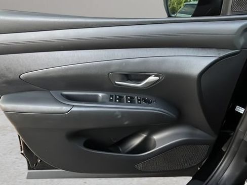 Used 2025 Hyundai Tucson SEL FWD image 17
