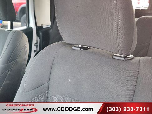 Used 2021 Jeep Gladiator Sport AWD/4WD image 16