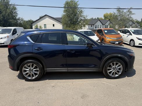 Used 2020 MAZDA CX-5 Grand Touring w/ GT Premium Package FWD image 3