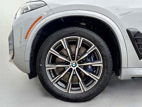 Certified 2025 BMW X5 M60i w/ Climate Comfort Package AWD/4WD image 6
