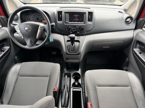 Used 2021 Nissan NV200 SV image 13