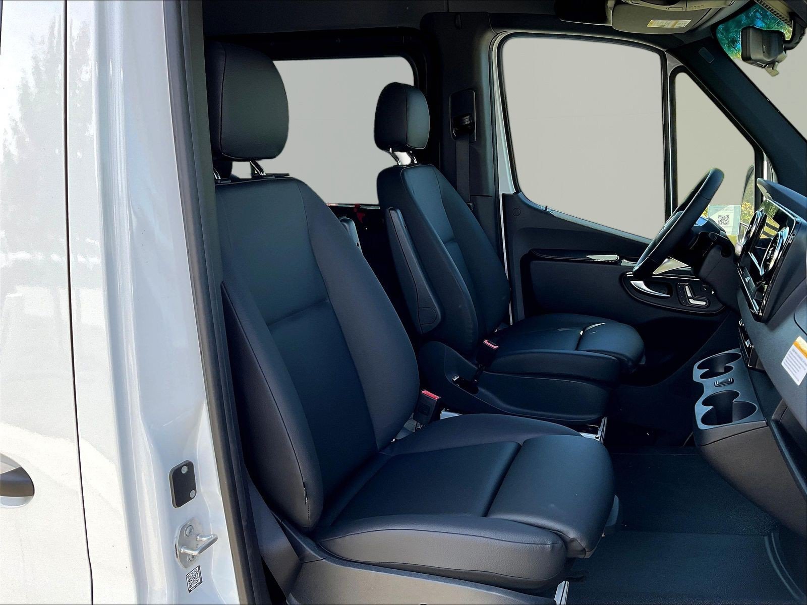 New 2026 Mercedes-Benz Sprinter 2500 image 18
