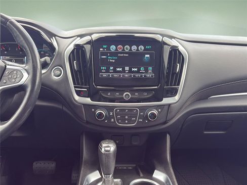 Used 2019 Chevrolet Traverse High Country AWD/4WD image 10