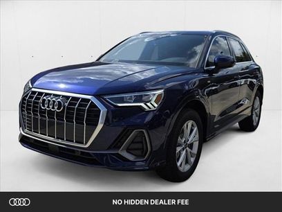 New 2025 Audi Q3 2.0T Premium w/ Convenience Package