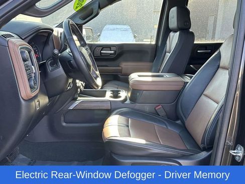 Used 2021 Chevrolet Silverado 1500 High Country w/ Technology Package image 17