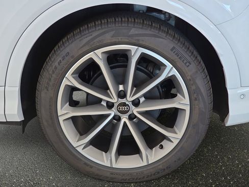 New 2026 Audi Q4 e-tron Premium Plus image 25