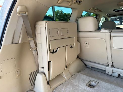 Used 2008 Lexus LX 570 4WD image 25
