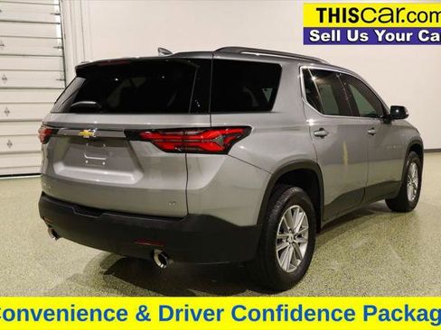 Used 2023 Chevrolet Traverse LT image 7