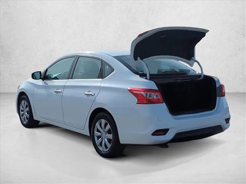 Used 2017 Nissan Sentra S image 8