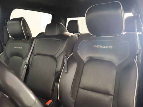 Used 2025 RAM 1500 Laramie AWD/4WD image 26