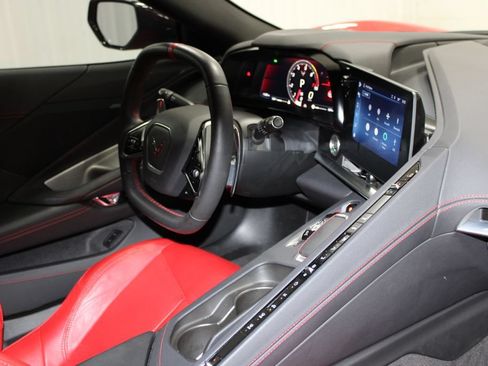 Used 2024 Chevrolet Corvette Stingray Coupe w/ 1LT RWD image 23