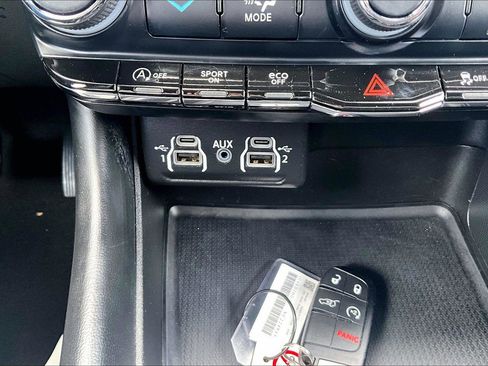 Used 2022 Dodge Durango GT AWD/4WD image 33