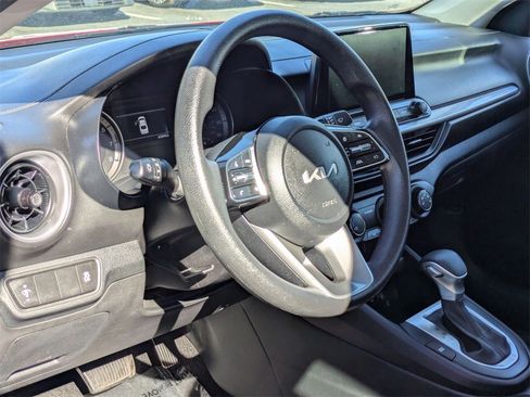 Used 2024 Kia Forte LXS image 14
