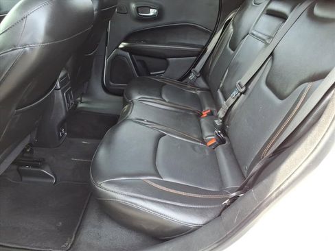 Used 2018 Jeep Compass Limited w/ Navigation Group image 11