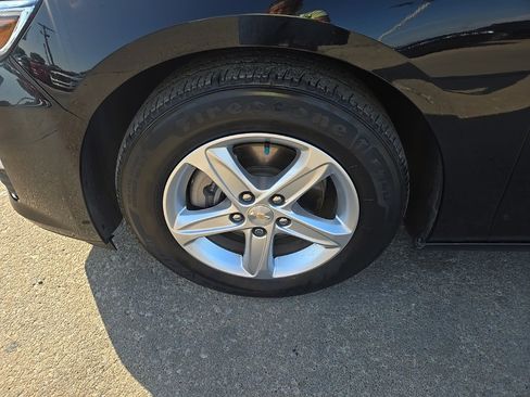 Used 2022 Chevrolet Malibu LS image 25