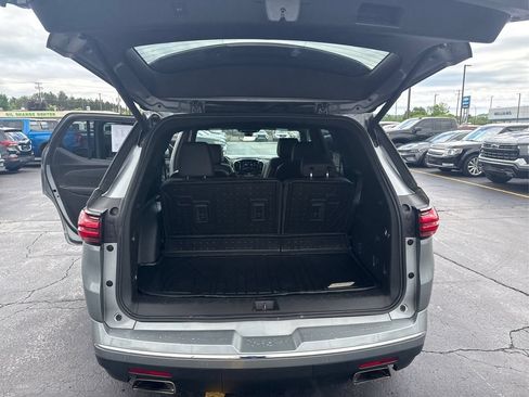 Used 2023 Chevrolet Traverse High Country w/ LPO, Floor Liner Package AWD/4WD image 22