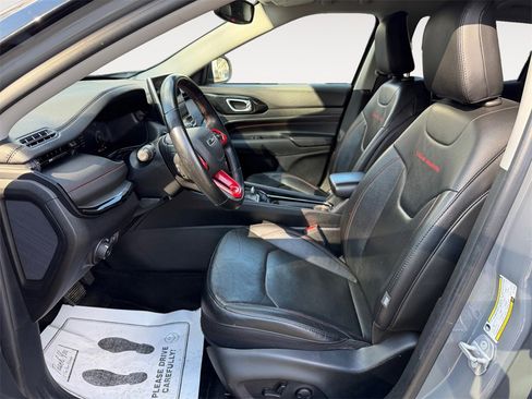 Used 2022 Jeep Compass Trailhawk w/ Trailhawk Elite Group image 9