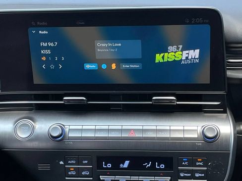 Used 2025 Hyundai Kona SEL FWD image 17