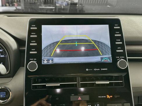 Used 2020 Toyota Avalon XLE FWD image 22