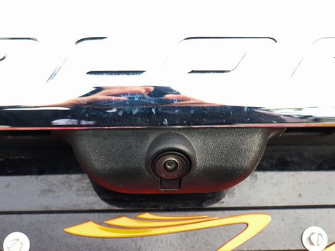 Used 2023 Ford Explorer XLT w/ Class IV Trailer Tow Package image 42