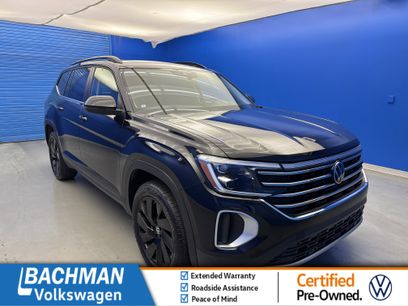 Certified 2025 Volkswagen Atlas SE w/ Panoramic Sunroof Package