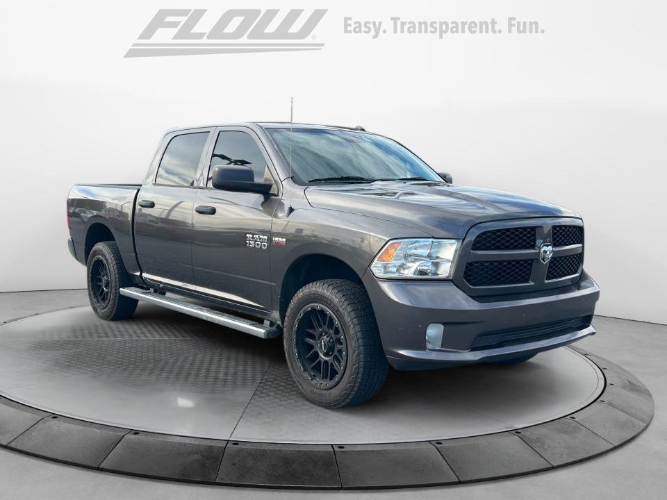 Used 2017 RAM 1500 Express AWD/4WD image 1