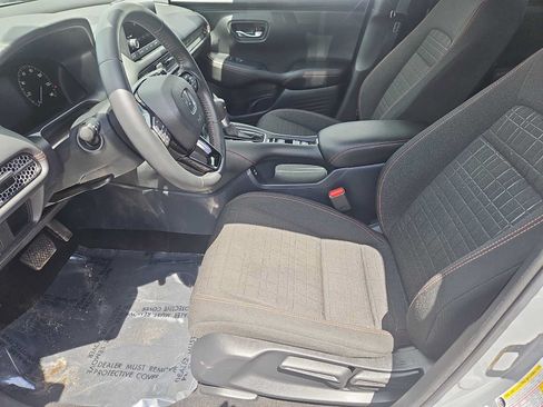 Used 2024 Honda HR-V Sport image 27
