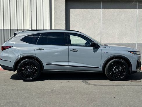 New 2026 Acura MDX A-Spec image 3
