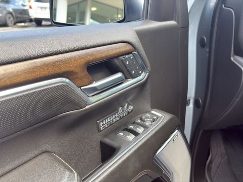 Certified 2023 Chevrolet Silverado 1500 High Country w/ High Country Premium Package AWD/4WD image 21
