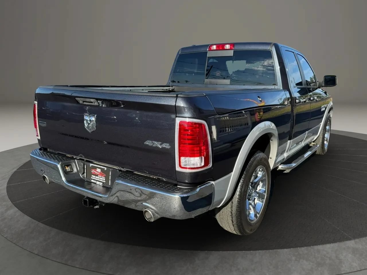 Used 2016 RAM 1500 Laramie w/ Convenience Group AWD/4WD image 7