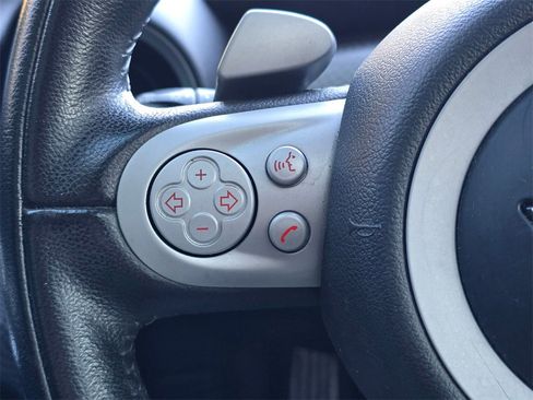 Used 2010 MINI Cooper S image 6