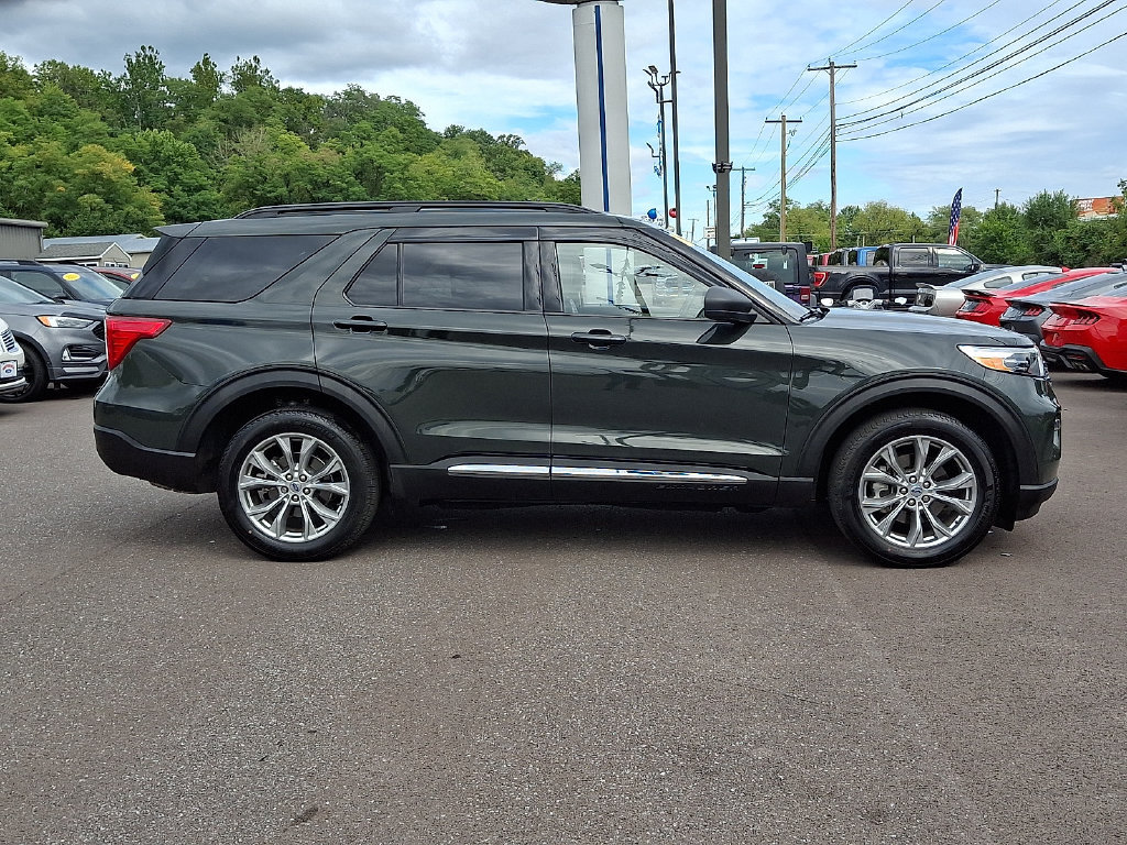 Certified 2023 Ford Explorer XLT w/ Equipment Group 202A AWD/4WD image 12