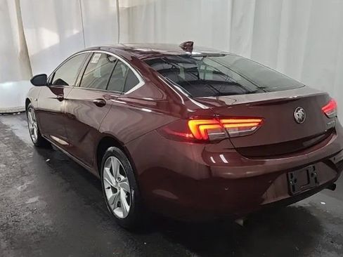 Used 2019 Buick Regal Preferred w/ Driver Confidence Package I image 3
