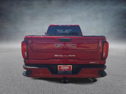 Used 2022 GMC Sierra 2500 AT4 w/ AT4 Preferred Package AWD/4WD image 5