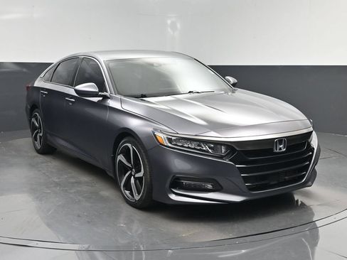 Used 2020 Honda Accord Sport image 8