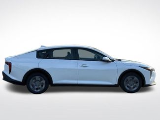 New 2026 Kia K4 LX video 2