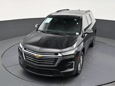 Used 2023 Chevrolet Traverse LT FWD image 19