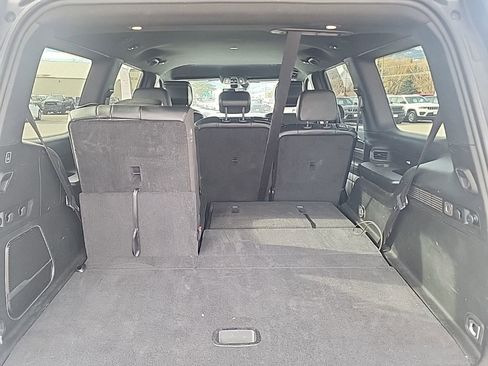 Used 2024 Jeep Wagoneer Series II w/ Flexible Seating Group AWD/4WD image 13
