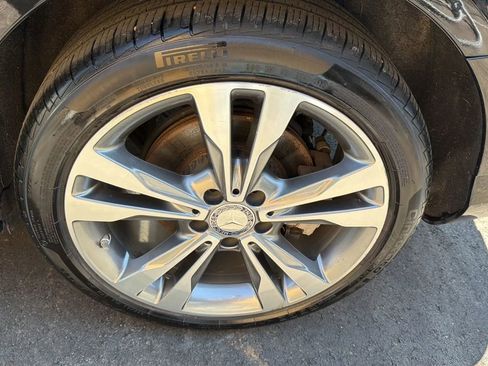 Used 2016 Mercedes-Benz C 300 C 300 4MATIC Sedan 4D w/ Premium 1 Package image 23