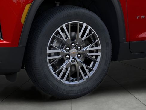 New 2026 Chevrolet Traverse LT w/ Driver Confidence Package AWD/4WD image 9